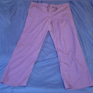 Cherokee Women Scrub Pants in Grape Purple. Size M.
